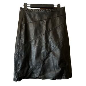 Fairweather Women’s Black Leather Asymmetrical Stitched Zip Back Skirt Sz 4